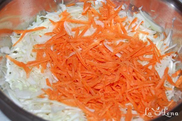 Salata cu surimi si legume - Pas 2