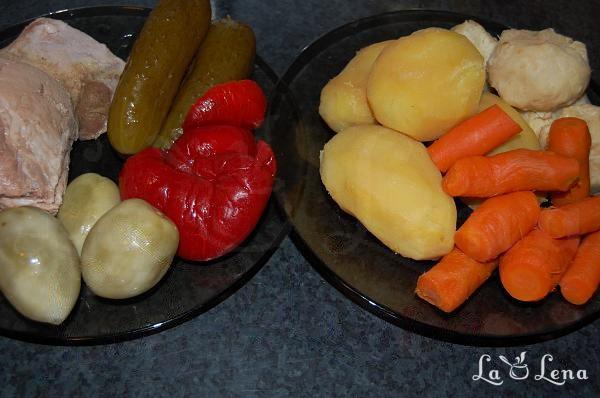 Salată de Boeuf - Pas 1