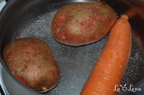 Salata "Poiana cu ciuperci" - Pas 1