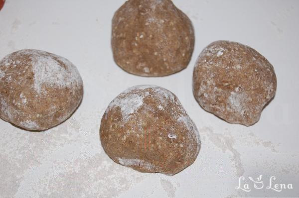 Sărățele (Crackers) din semințe și făină de secară - Pas 7