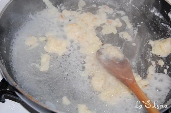 Supă-cremă cu ciuperci și pui - Pas 9