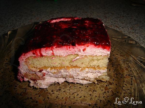 Tiramisu cu fructe de pădure