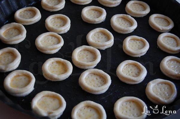 Vol-au-vent cu cremă de brânză și somon afumat - Pas 3