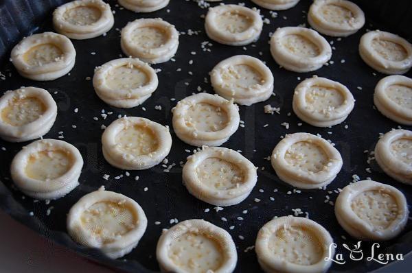 Vol-au-vent cu cremă de brânză și somon afumat - Pas 4